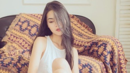 美女被骗在床上察[蓝光]