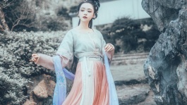 韩国偷拍悲惨事件在线[未删减]